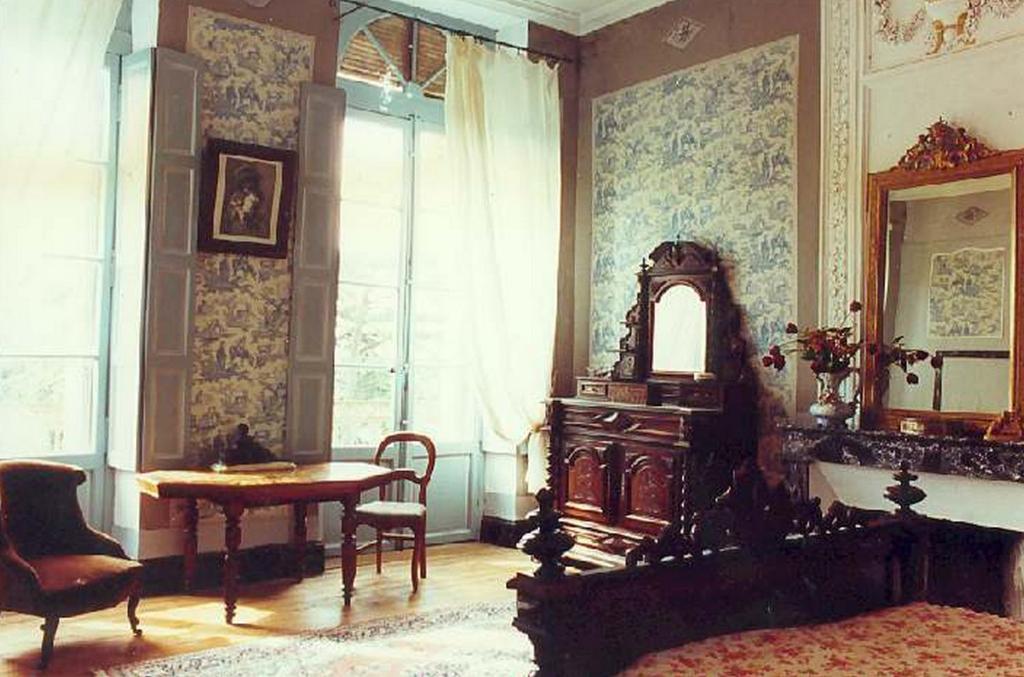 Chambres D'Hotes Du Chateau De Saint Sulpice La Sauvetat-sur-Lède Room photo